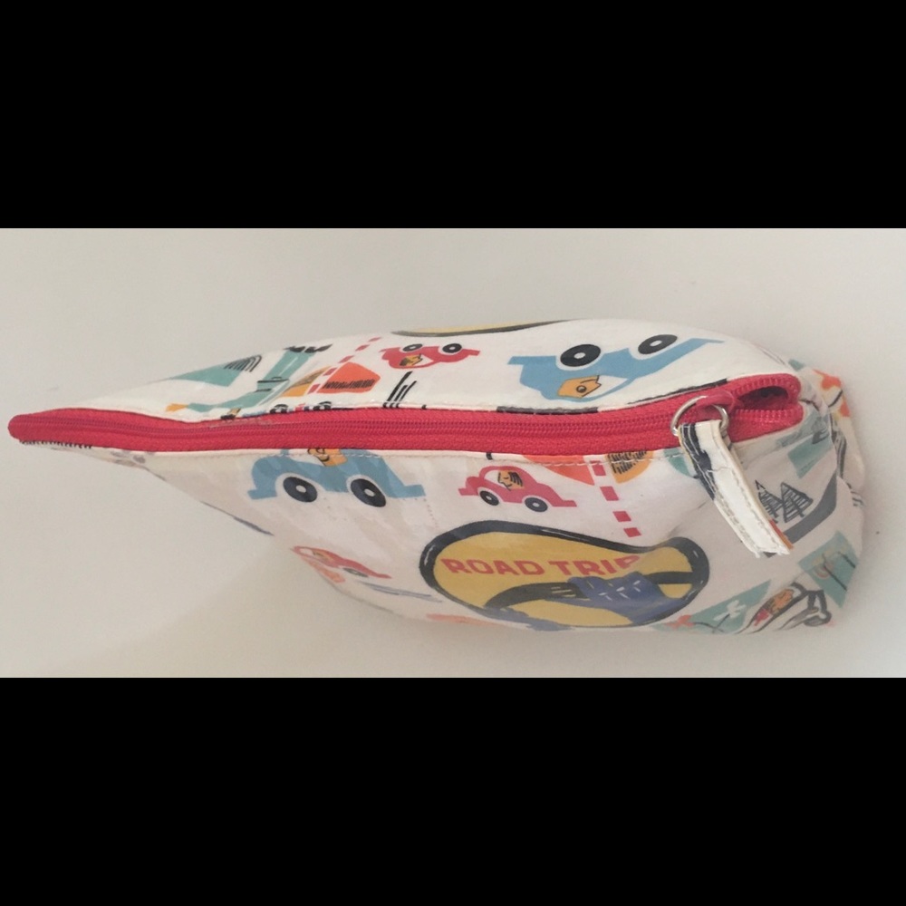 Retro Style Road Trip  Waterproof Make Up Bag - Picture 4 of 6